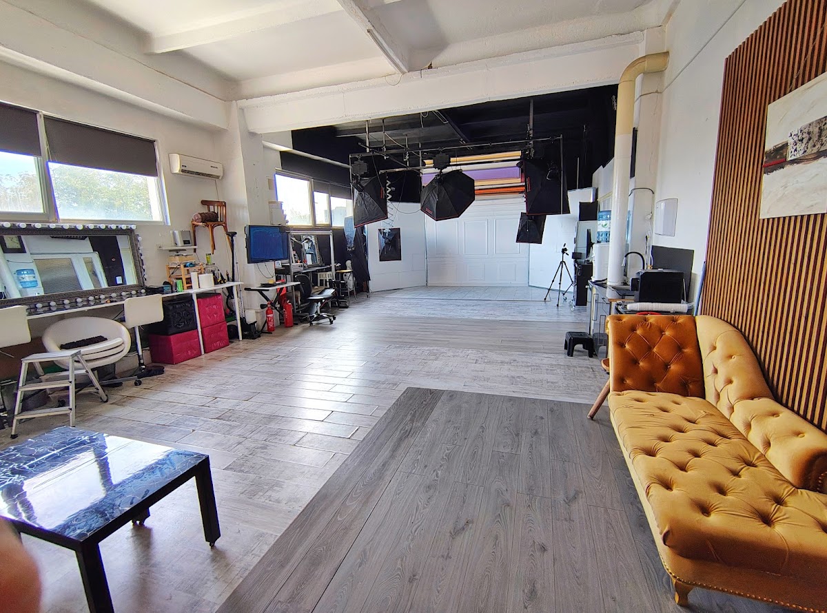 Mytouche Photography Studio